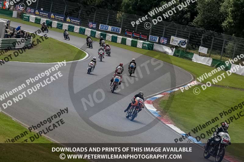 Vintage motorcycle club;eventdigitalimages;mallory park;mallory park trackday photographs;no limits trackdays;peter wileman photography;trackday digital images;trackday photos;vmcc festival 1000 bikes photographs